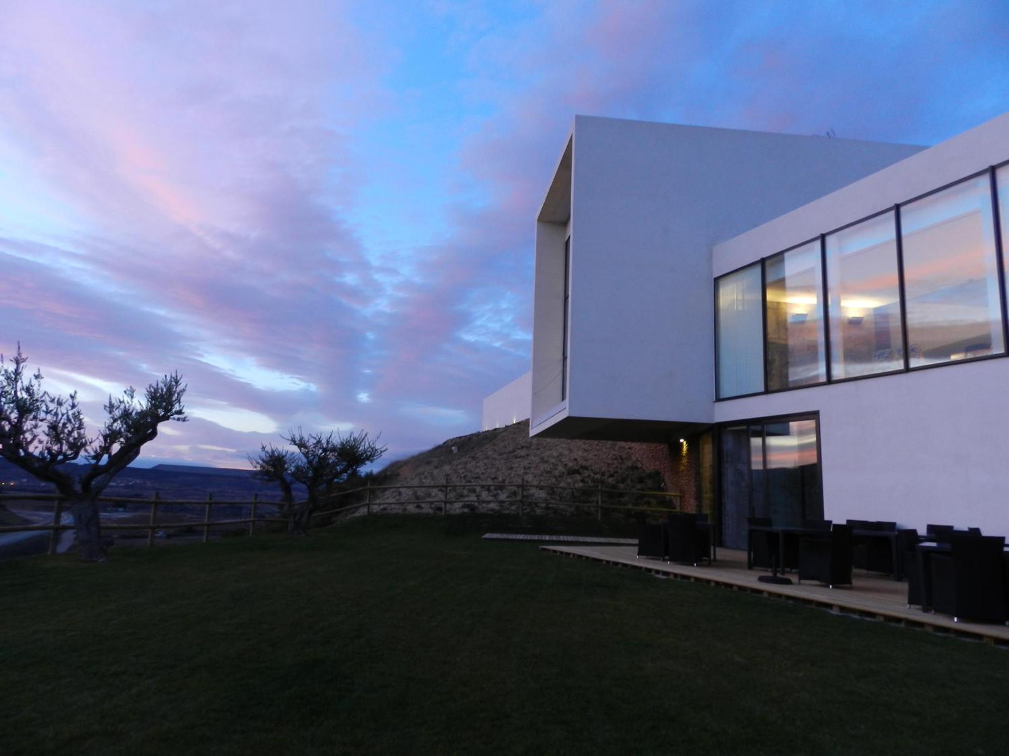 Hotel-Bodega Finca De Los Arandinos Entrena Kültér fotó